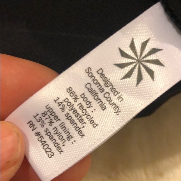 16 Athleta -BLACK- strapless, stretchy, belted NWOT - Picture 14 of 14